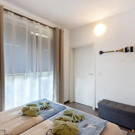 Seeperle - Marina Appartement Mucheln